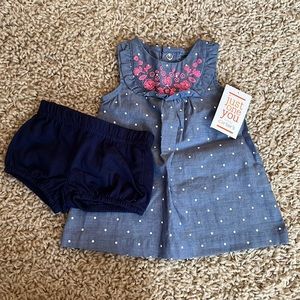 Newborn dress and bloomer set